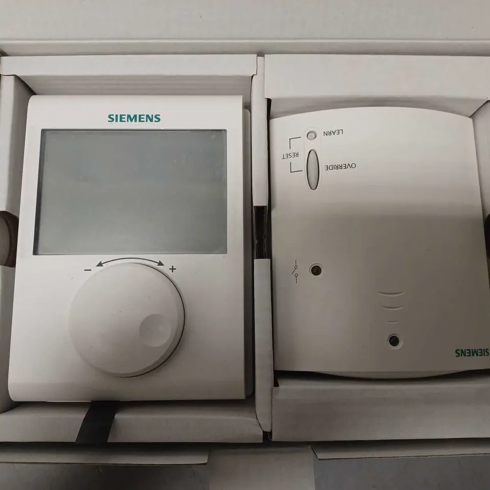 BOXED SIEMENS ROOM THERMOSTAT - WIRELESS