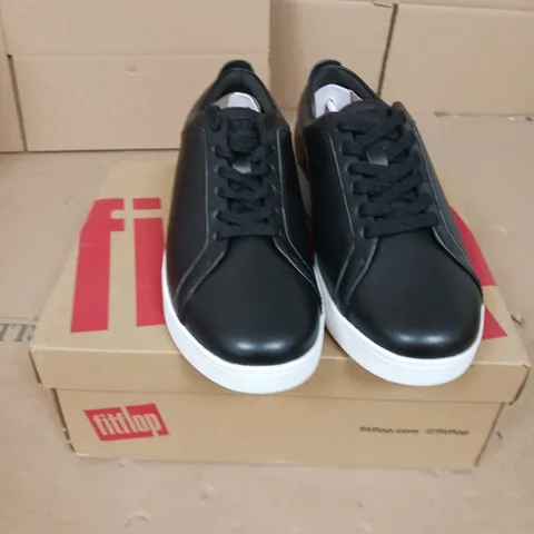 FITFLOP RALLY TRAINERS BLACK SIZE 4