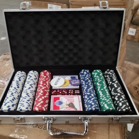BOXED DISPLAY4TOP TEXAS HOLDEM POKER CHIPS SET WITH ALUMINUM CASE,2 DECKS OF CARDS, DEALER, SMALL BLIND, BIG BLIND BUTTONS AND 5 DICE (300PCS)