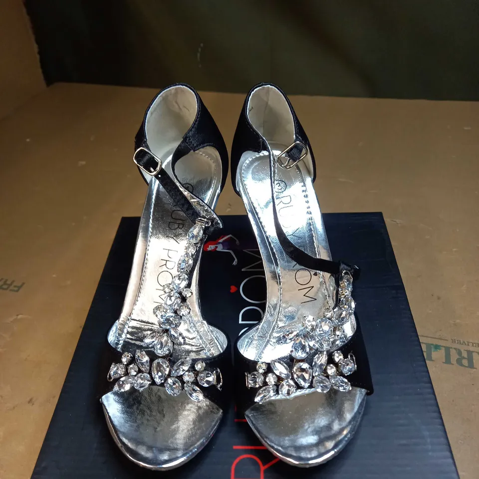 RUBY PROM DIAMANTE ANKLE STRAPPY HIGH HEEL SHOES SIZE 4