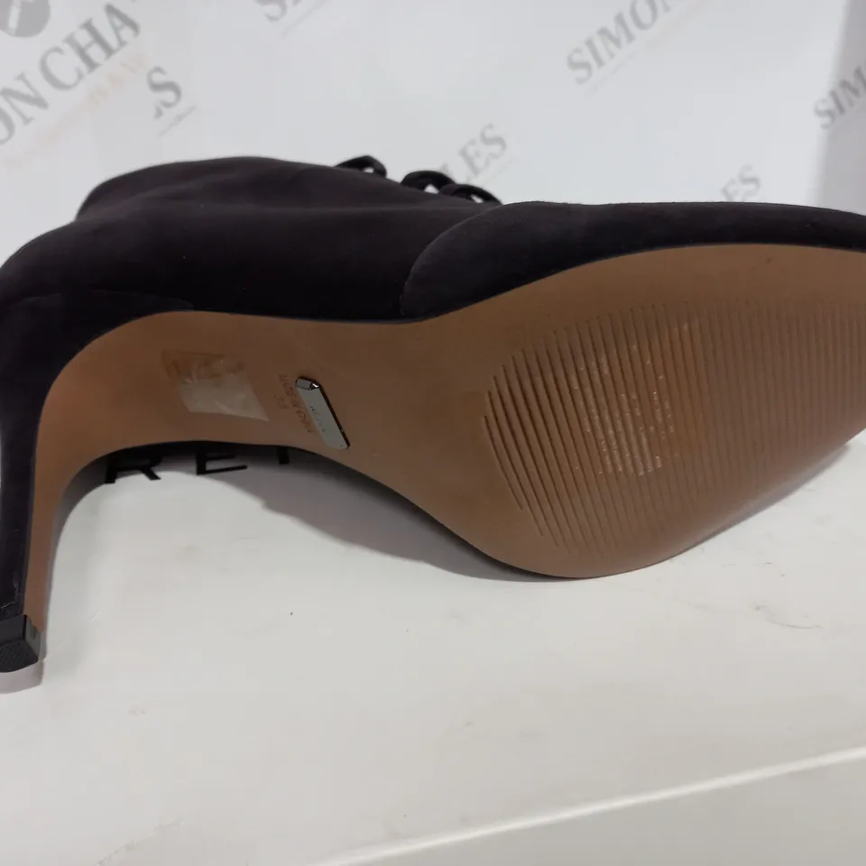 BOXED REISS SUEDE CHOCOLATE BOOT HEELS - SIZE 6