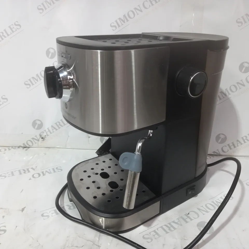 BOXED COOK'S ESSENTIALS PUMP ESPRESSO COFFEE MACHINE