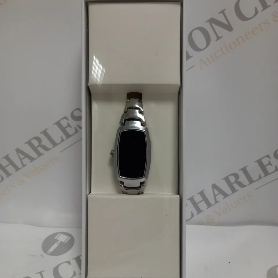 BOXED DESIGNER STAINLESS STEEL STRAP SMART WATCH