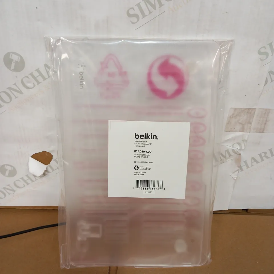LOT OF 10 BELKIN SNAP SHIELDS FOR MAC BOOK AIR 11 - TRANSPARENT