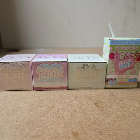 SET OF 4 ASSORTED PLOUISE PRODUCTS TO INCLUDE MIXED FRUIT SOAP, PINK MARSHMALLOW PLUMPING MOISTURISER ETC