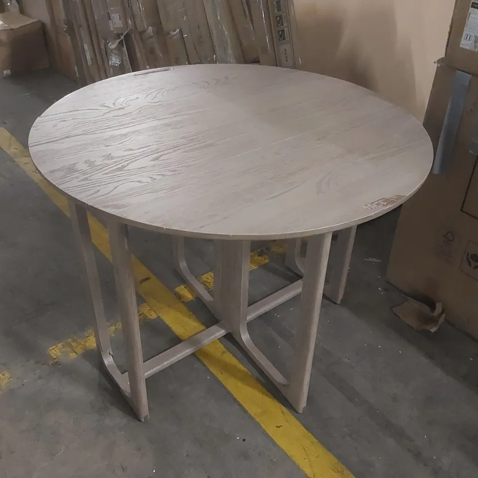 AVESTA FOLDING DINING TABLE