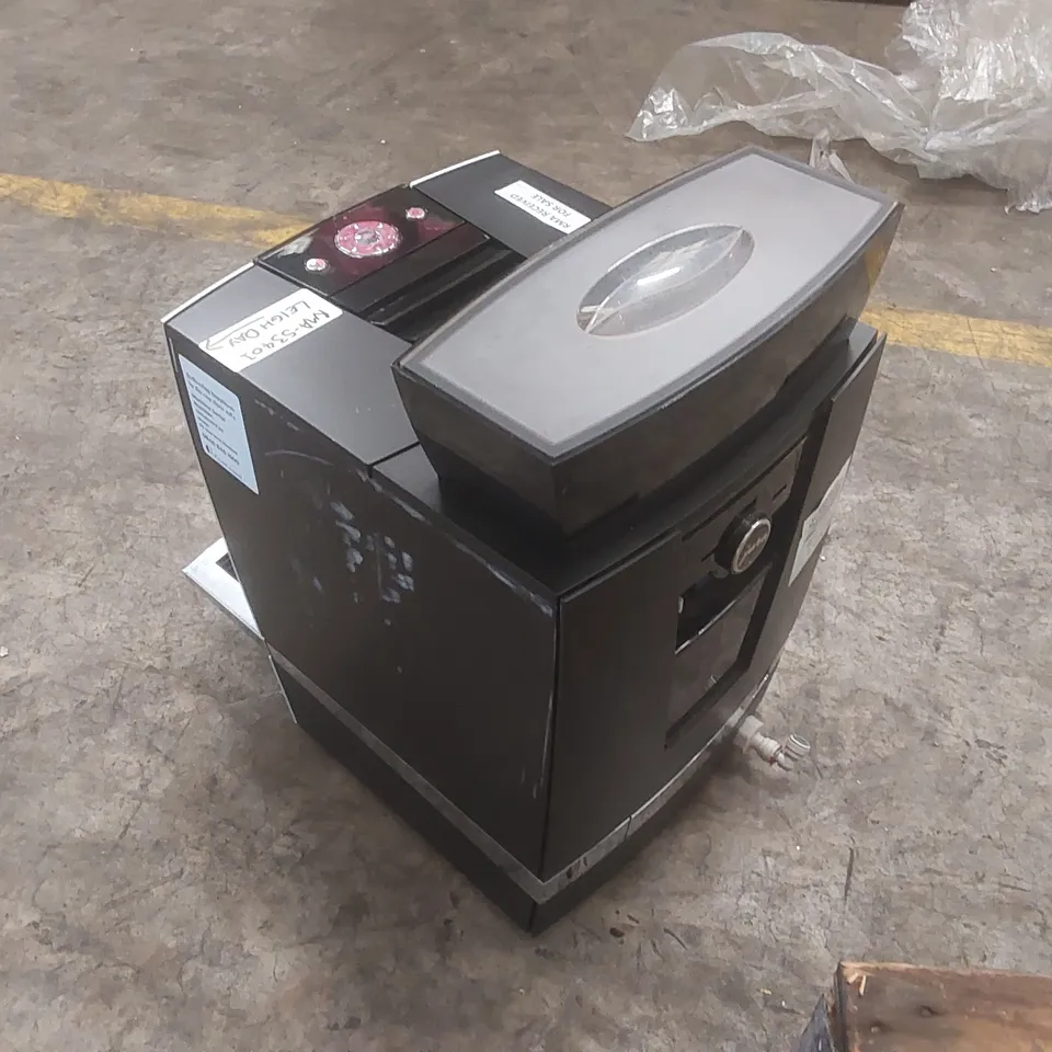 JURA GIGA COMMERCIAL COFFEE MACHINE