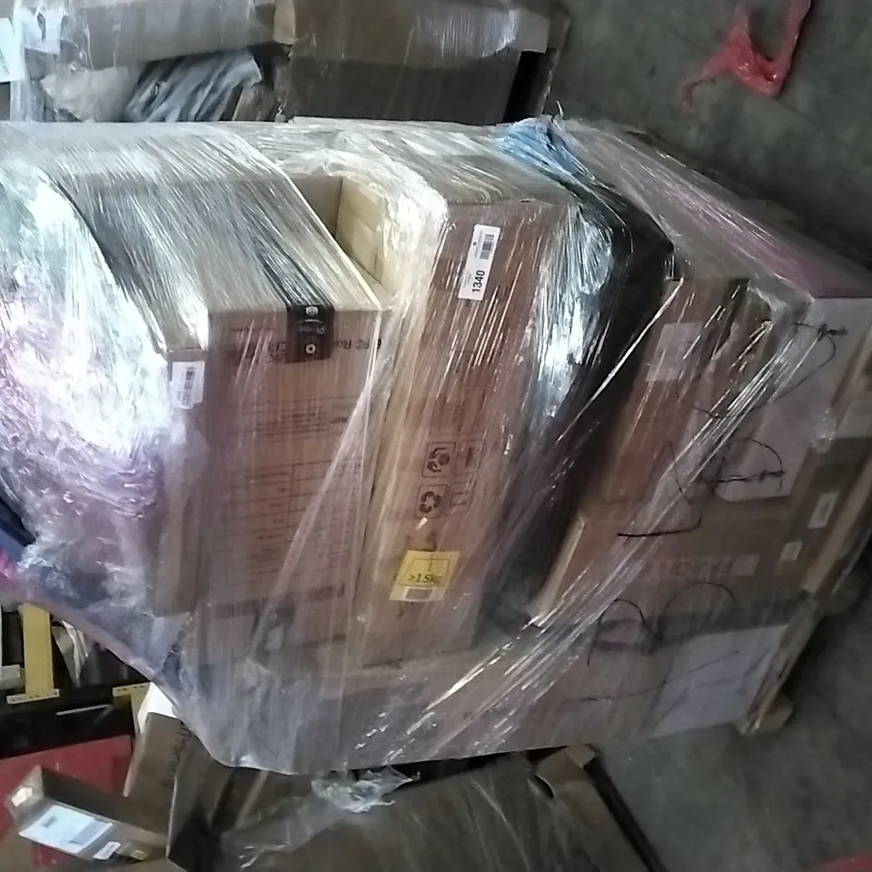 PALLET OF ASSORTED ITEMS INCLUDING AIR COOLER, POPUP TENTS, PROJECTOR SCREEN, BLACK CHAIR WITH CHAIN HANDLES