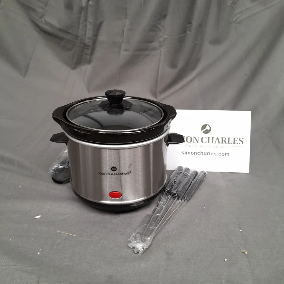 COOK'S ESSENTIALS CHOCOLATE FONDUE MAKER WITH ACCESSORIES