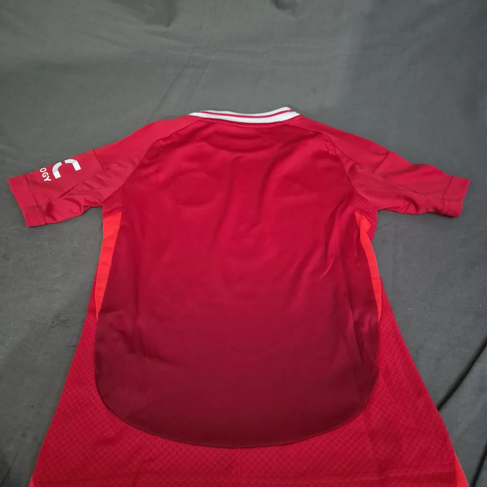 MANCHESTER UNITED FC HOME JERSEY SIZE 7-8 YEARS