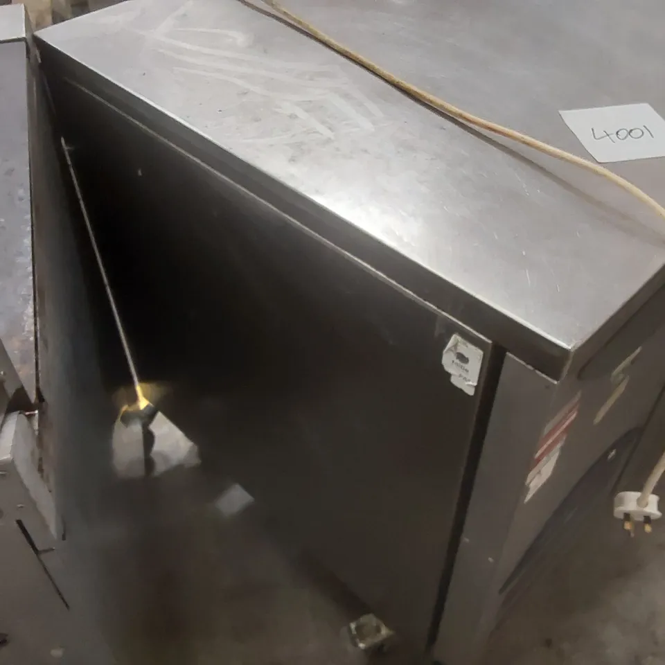 WILLIAMS EMERALD GASTRONORM COUNTER FRIDGE