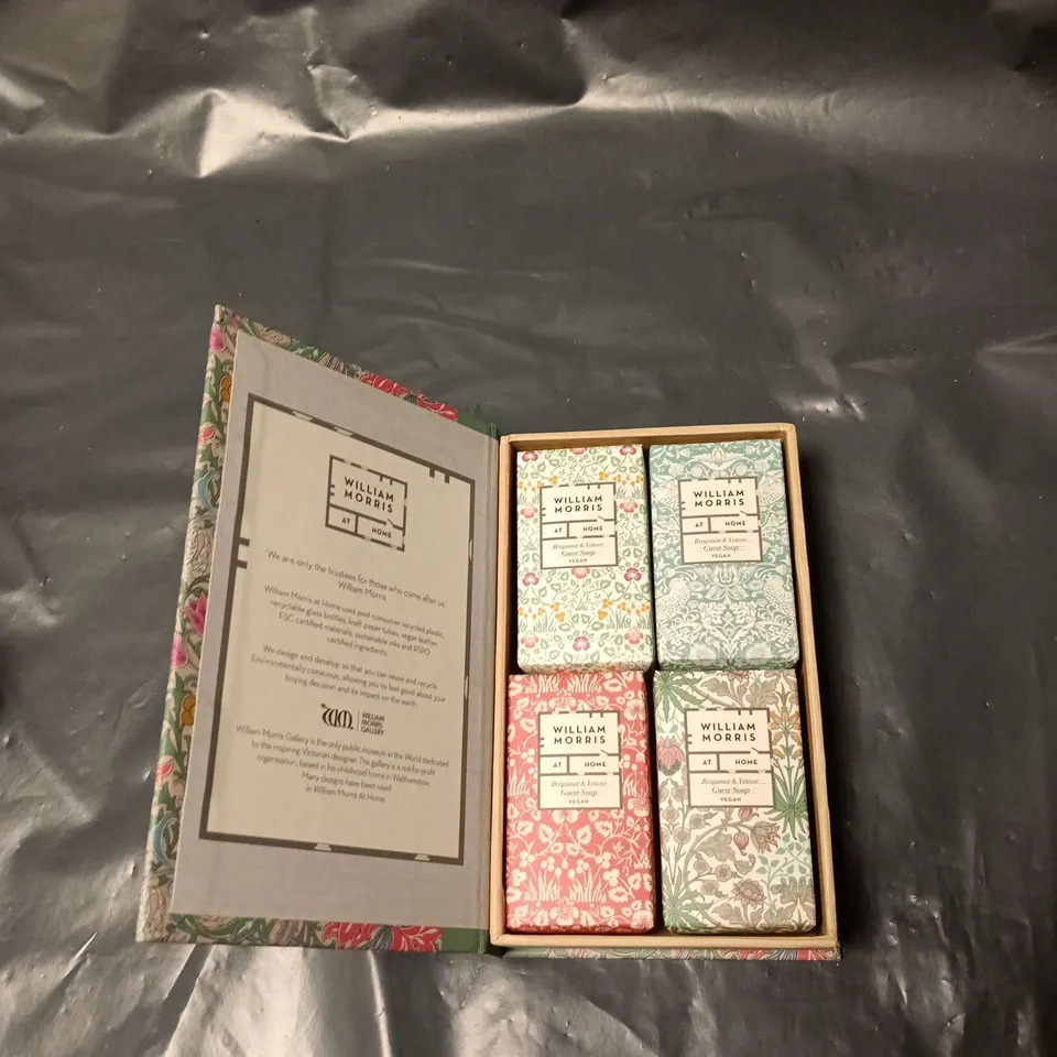 WILLIAM MORRIS AT HOME GIFT SOAP SET – FOUR DECORATIVE SOAPS
