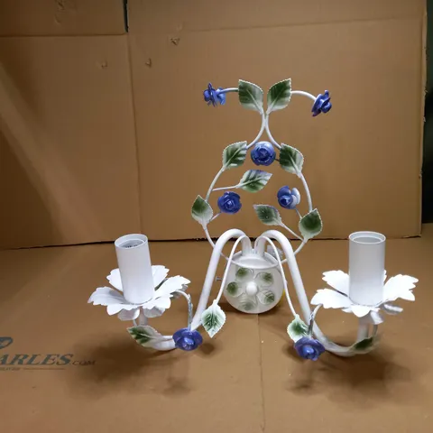 DESIGNER WHITE/FLORAL DETAILED WALL LIGHT FITTING