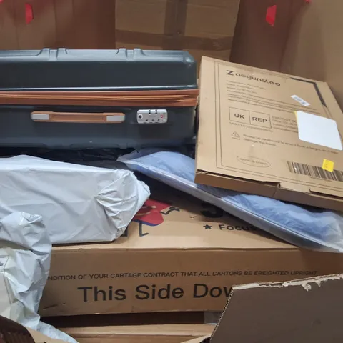 PALLET OF ASSORTED HOUSEHOLD GOODS AND PRODUCTS TO INCLUDE;SUITCASE,KIDS BIKE,PHOTO FRAME