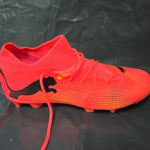 UNBOXED PAIR OF PUMA FUTURE 7 BOOTS IN BRIGHT PINK - UK 8.5