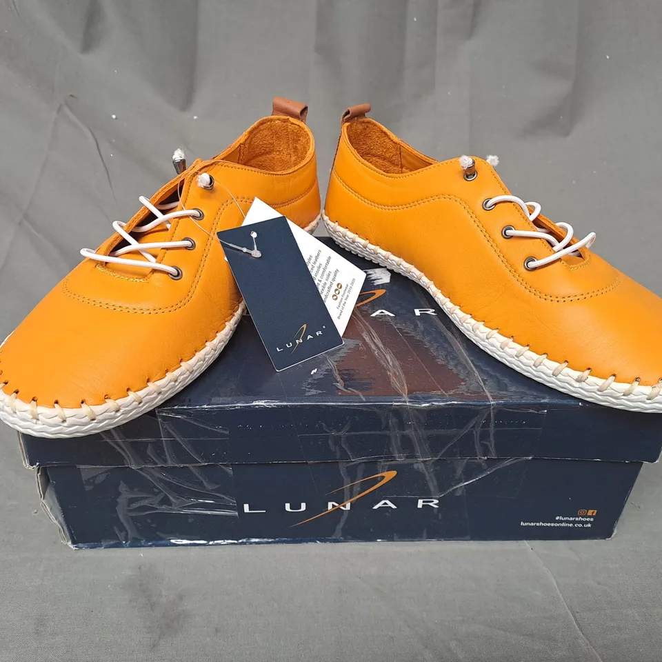 BOXED PAIR OF LUNAR SHOES IN MUSTARD UK SIZE 6