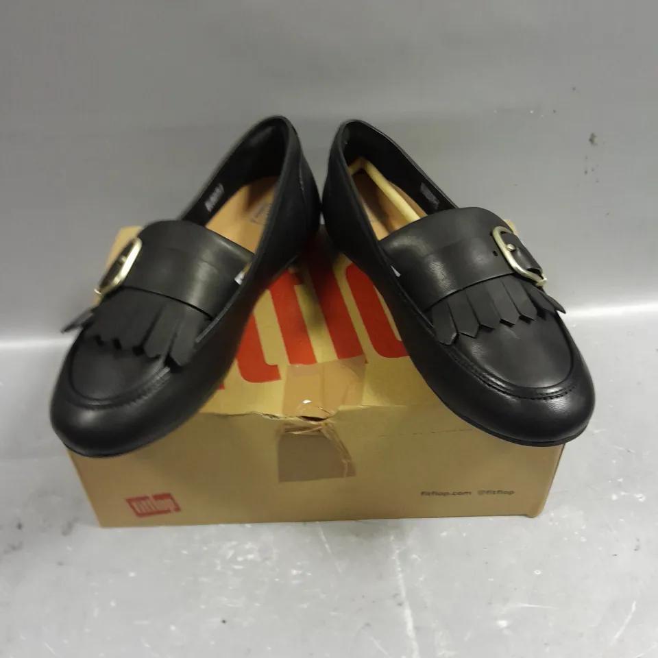 BOXED PAIR OF FITFLOP ALLEGRO FRINGE BUCKLED LEATHER LOAFERS - 5 