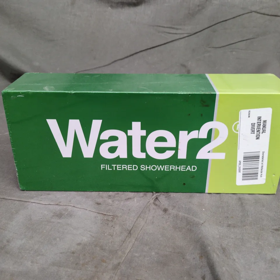 BOXED AND SEALED WATER2 FILTERED SHOWERHEAD
