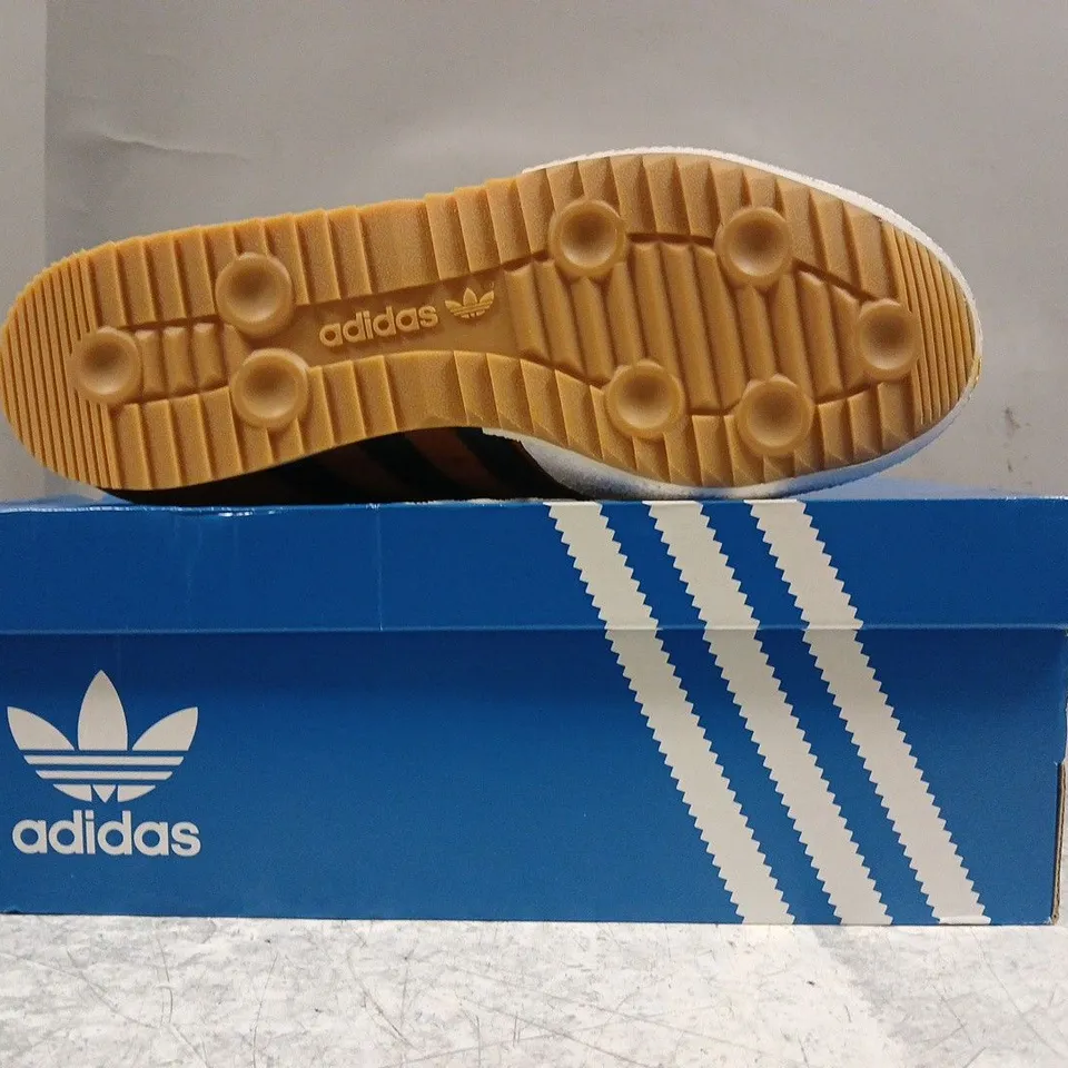 BOXED PAIR OF ADIDAS SAMBA SUPER SHOES IN TAN/BLACK SIZE UK 9