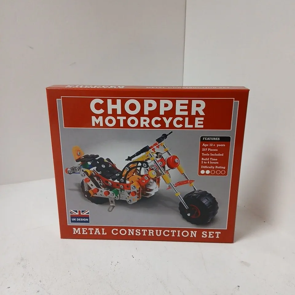 BOXED CHOPPER MOTORCYCLE METAL CONSTRUCTION SET