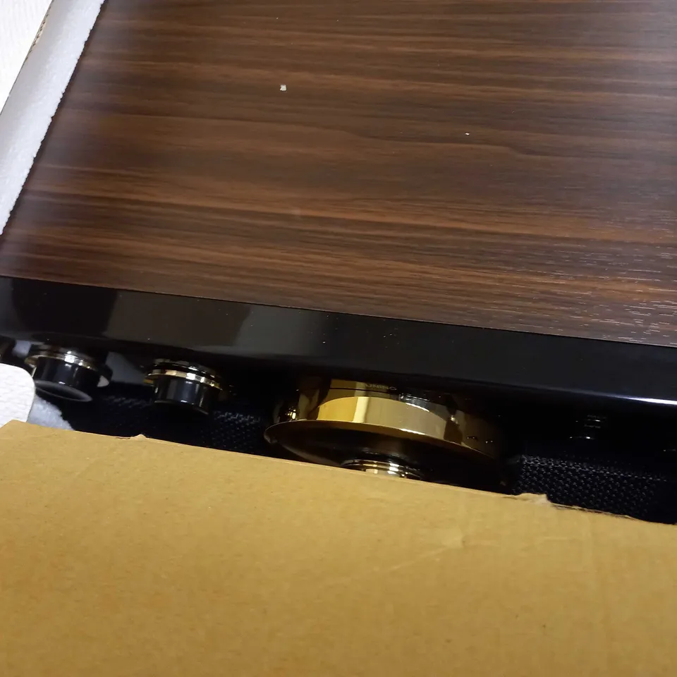 VICTROLA EMPIRE 6-IN-1 BLUETOOTH TURNTABLE