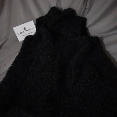 CENTIGRADE FAUX FUR SLEEVELESS COAT IN BLACK SIZE M
