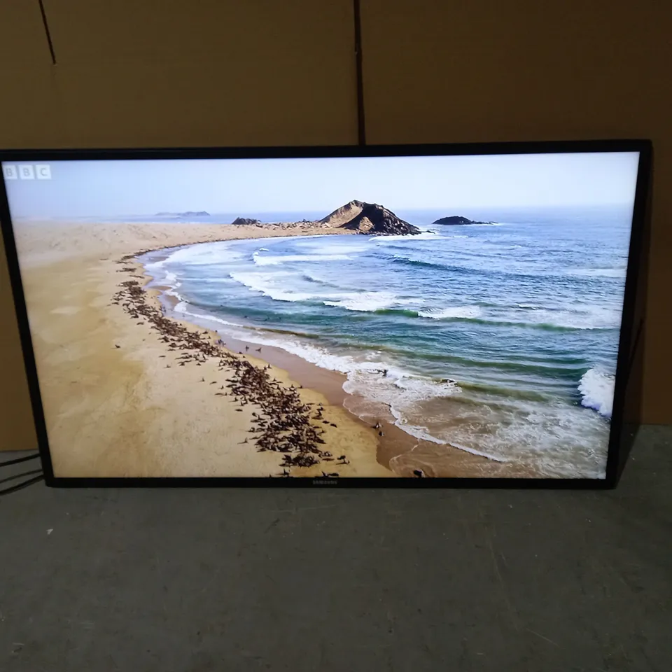 SAMSUNG UNBOXED PROFESSIONAL DISPLAY 46" - MODEL DE46A