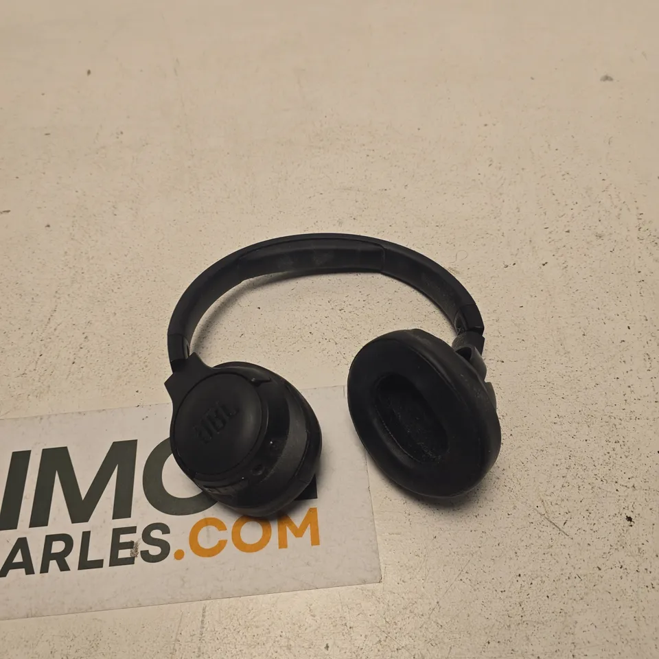 JBL OVER-EAR HEADPHONES – BLACK