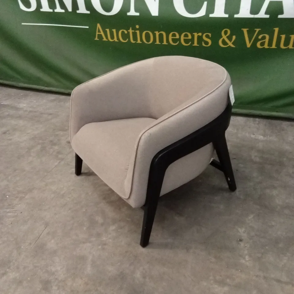 DANETTI PALMER MOCHA PLUSH FABRIC OCCASIONAL CHAIR RRP £569