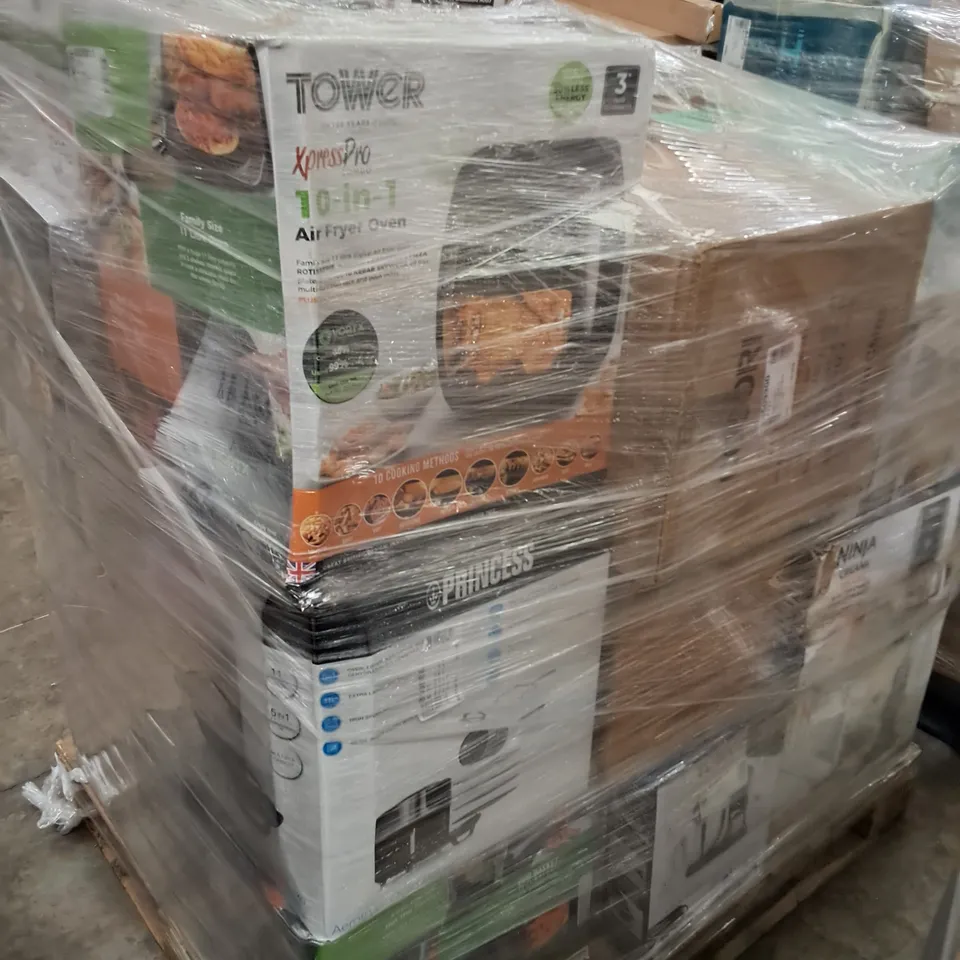 PALLET OF APPROXIMATELY 25 UNPROCESSED RAW RETURN HOUSEHOLD AND ELECTRICAL GOODS TO INCLUDE;