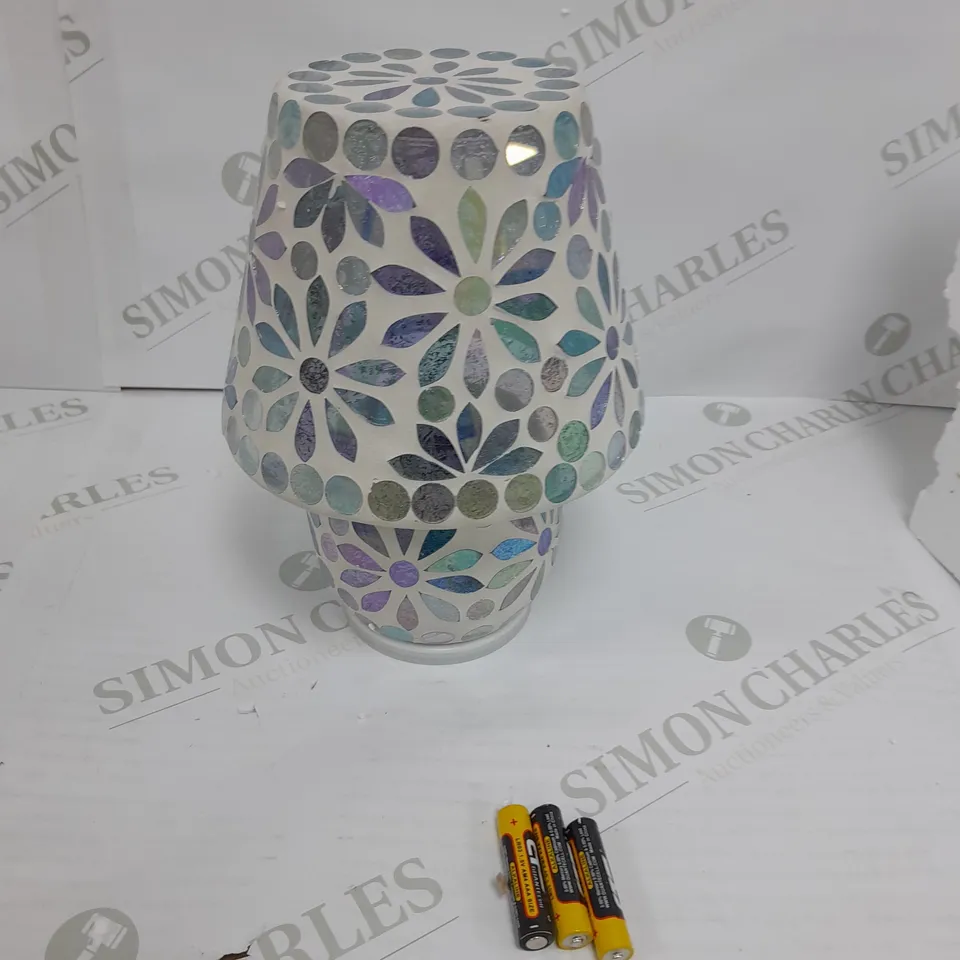 GARDEN REFLECTION MOSAIC FLOWER LED TABLE LAMP 