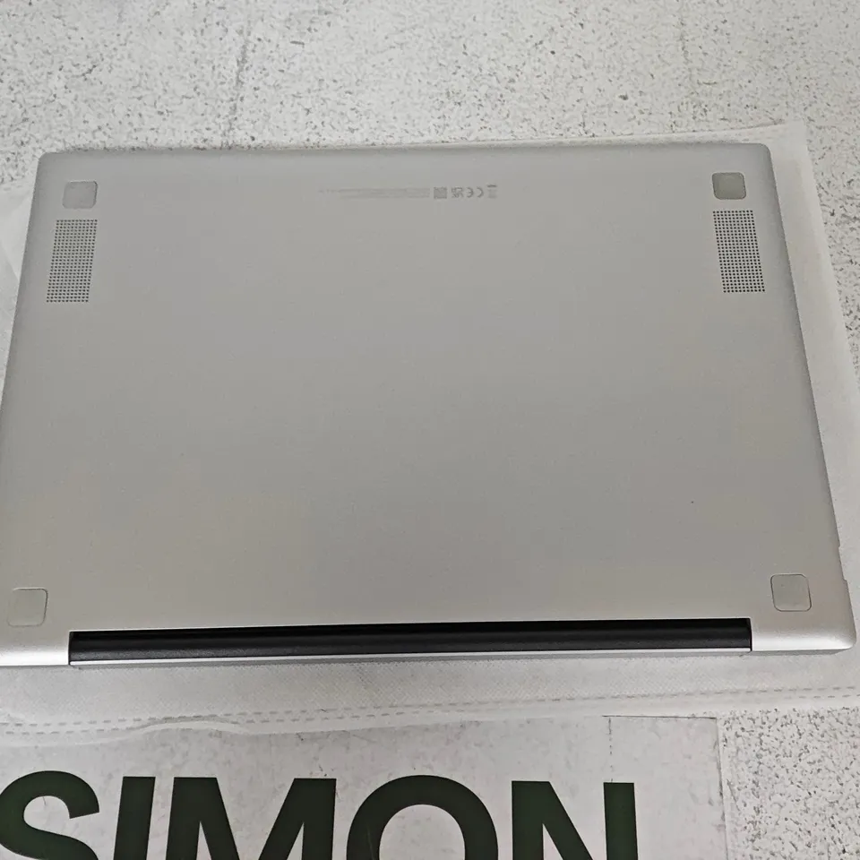 BOXED SAMSUNG CHROMEBOOK GO INTEL CELERON LAPTOP IN SILVER - XE340XDA