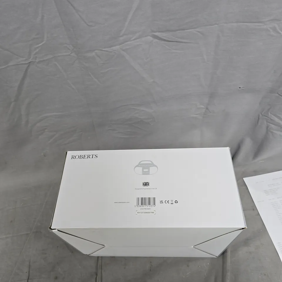 ROBERTS ZOOMBOX 4 DAB RADIO WITH CD PLAYER