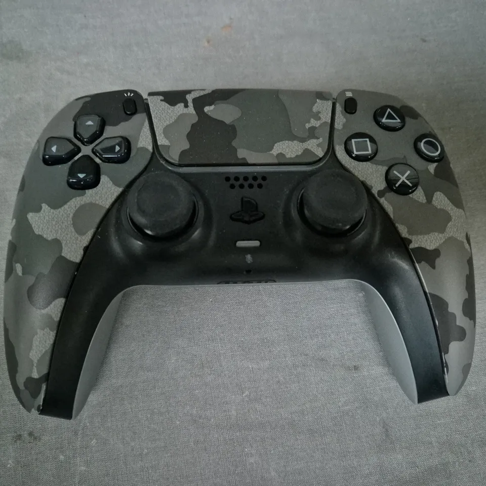 SONY CFI-ZCT1W PLAYSTATION 5 WIRELESS CONTROLLER IN URBAN CAMO