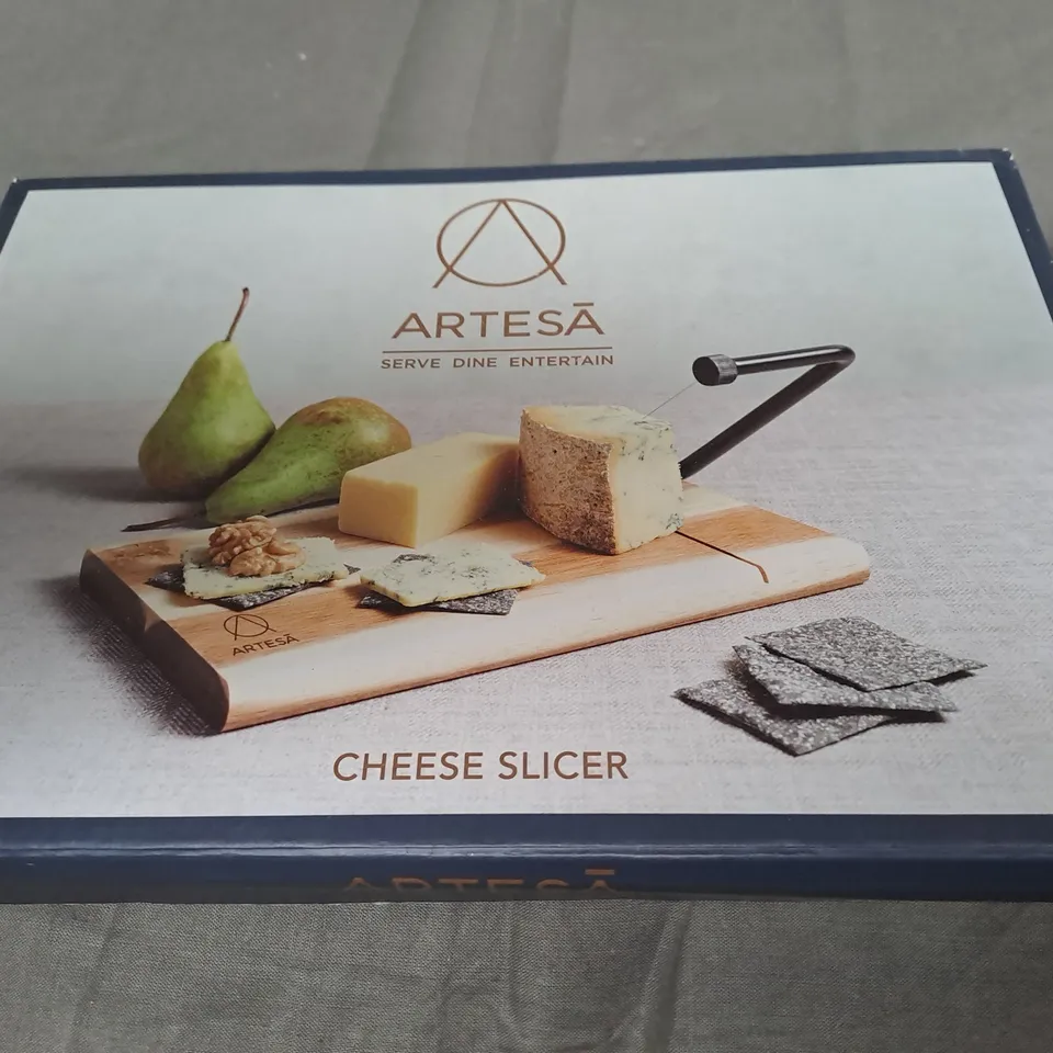 ARTESÀ TRADITIONAL CHEESE SLICER