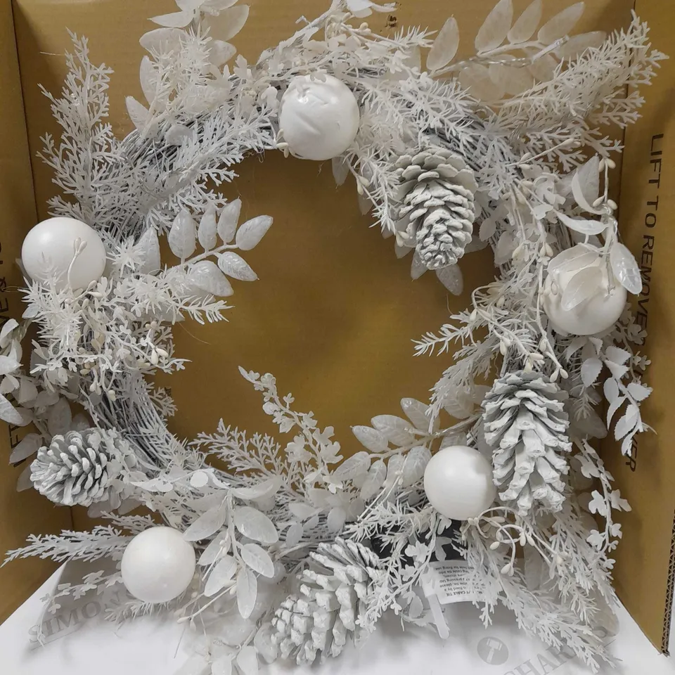 WINTER WHITE PRE-LIT CHRISTMAS WREATH-60 RRP £37.99