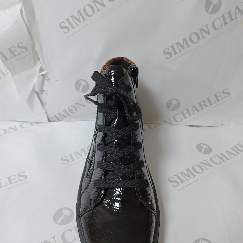 BOXED RIEKER HIGH TOP CUFFED SHOES, LEOPARD/BLACK - SIZE 7.5