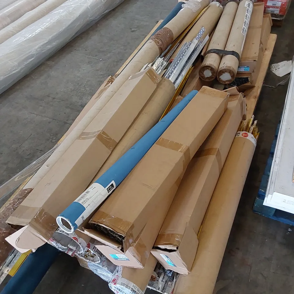 PALLET TO CONTAIN A LARGE QUANTITY OF ASSORTED CARPET GRIP RODS 