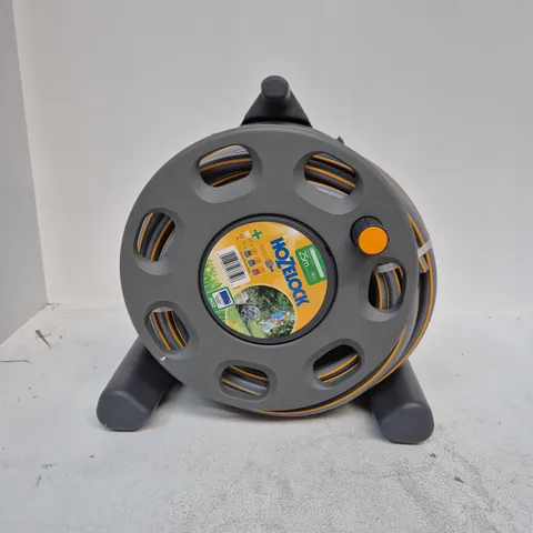 HOZELOCK - FREE STANDING HOSE REEL 25M & NOZZLE