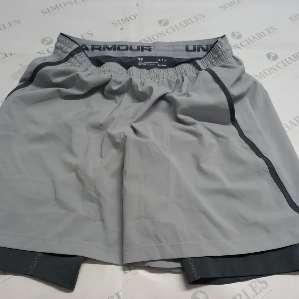 UNDER ARMOUR GREY TRAINING SHORTS - LG