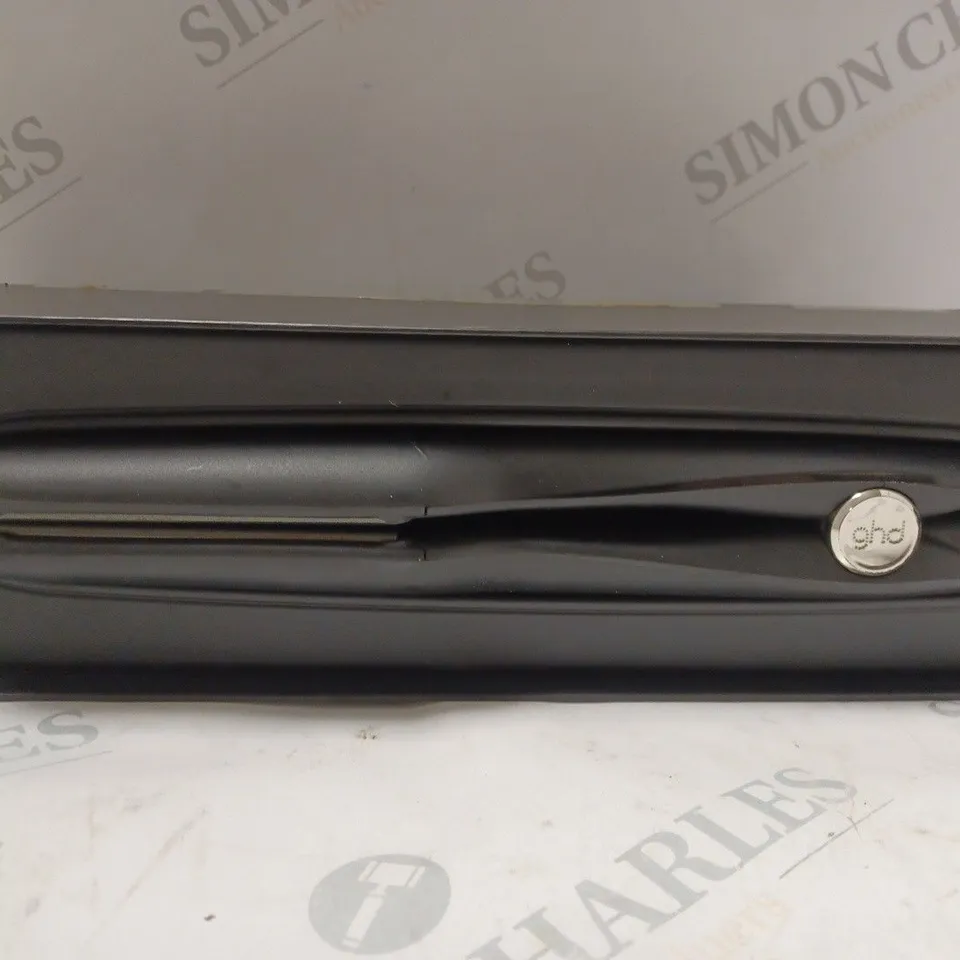 GHD MAX - WIDE PLATE HAIR STRAIGHTENER - BLACK