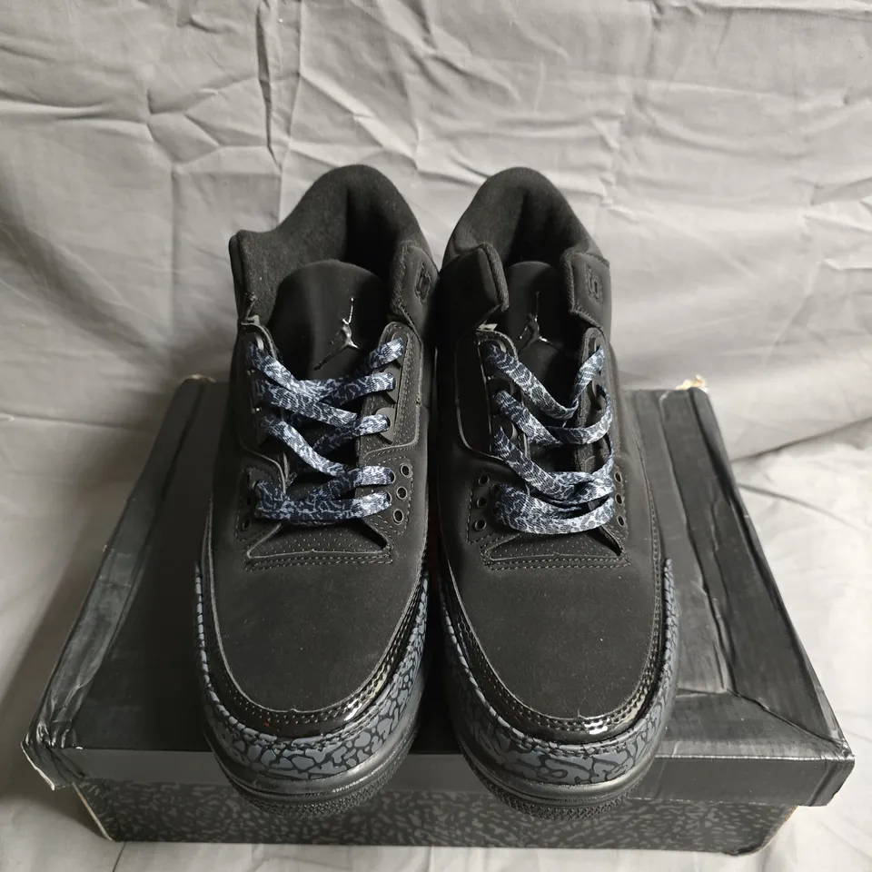 BOXED PAIR OF AIR JORDAN SNEAKERS – BLACK WITH ELEPHANT PRINT – UK SIZE 10
