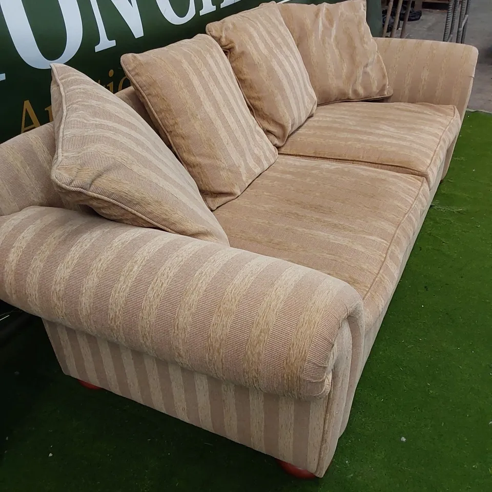 DESIGNER 3-SEATER FABRIC UPHOLSTERED SOFA