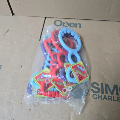 RUBBER DOG CHEW TOYS – ASSORTED COLOURS