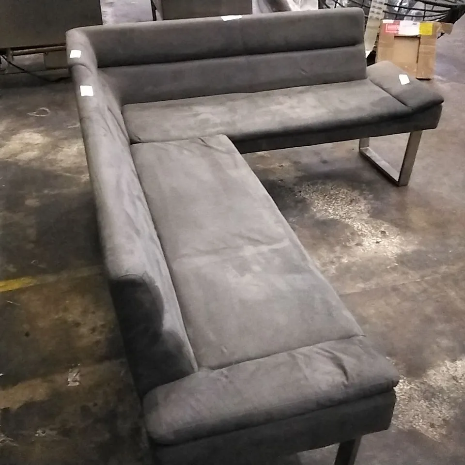 DESIGNER GREY PLUSH FABRIC CORNER BENCH/SOFA WITH CHROME LEGS 