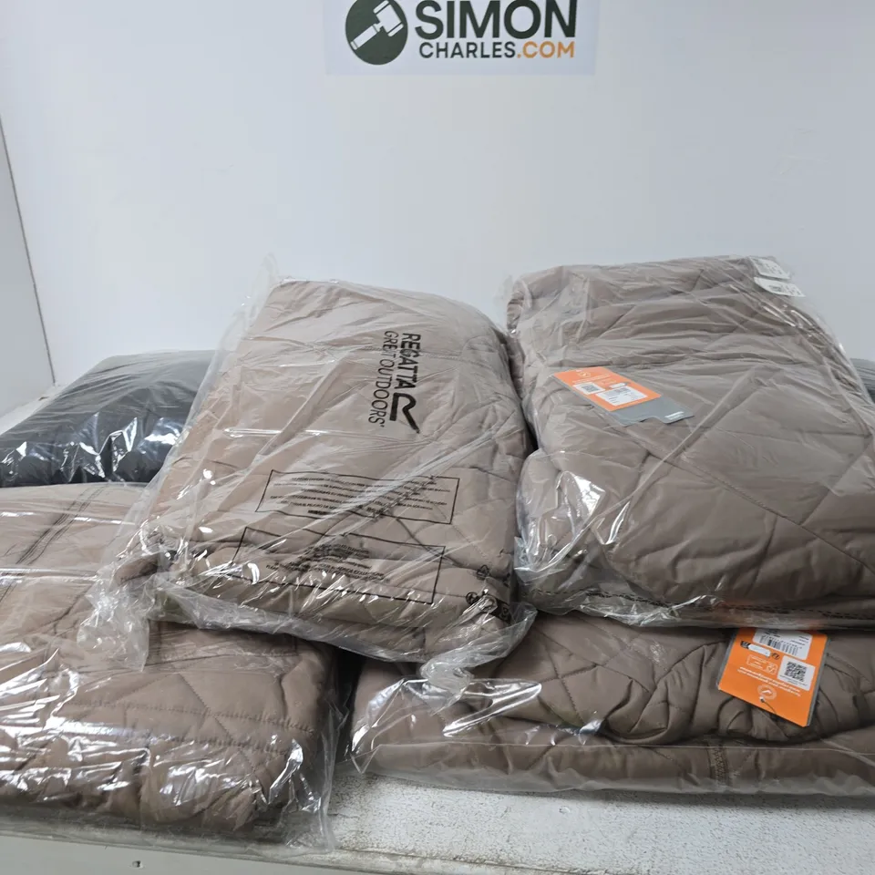 BOX OF APPROXIMATELY 6 ASSORTED BRAND NEW REGATTA CLOTHING ITEMS IN VARIOUS STYLES, COLOURS AND SIZES