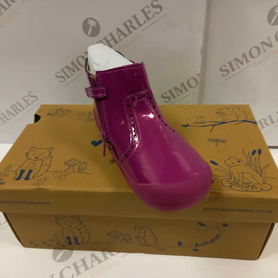 BOXED PAIR OF START RITE JOJO MAMAN BEBE TODDLER SHOES