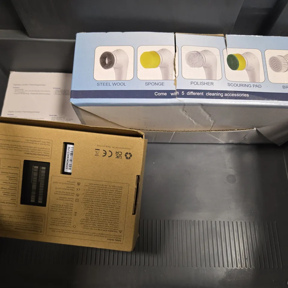 TOTE OF APPROXIMATELY 7 ASSORTED ITEMS TO INCLUDE -SWITCHBOT HUB 2  , SILVERCREST DOORBELL , TRIO SMART ENERGY DISPLAY ETC