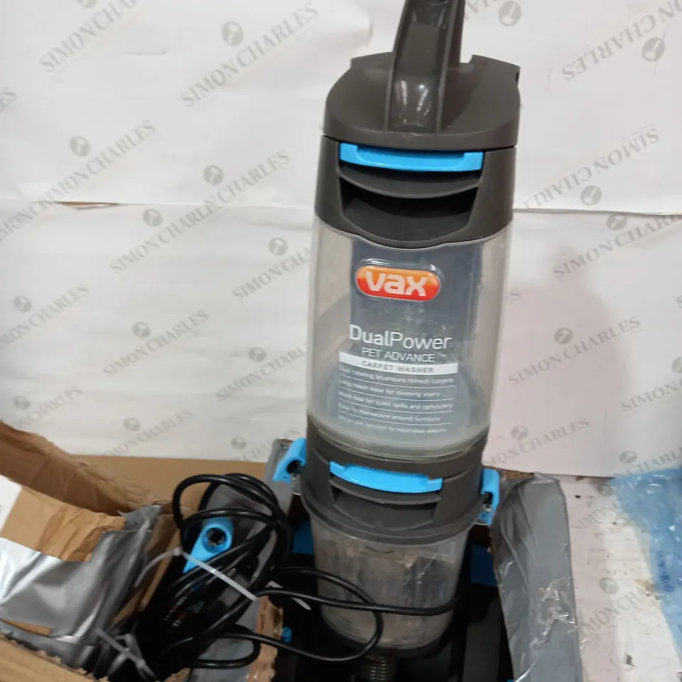VAX DUAL POWER PET ADVANCE CARPET CLEANER