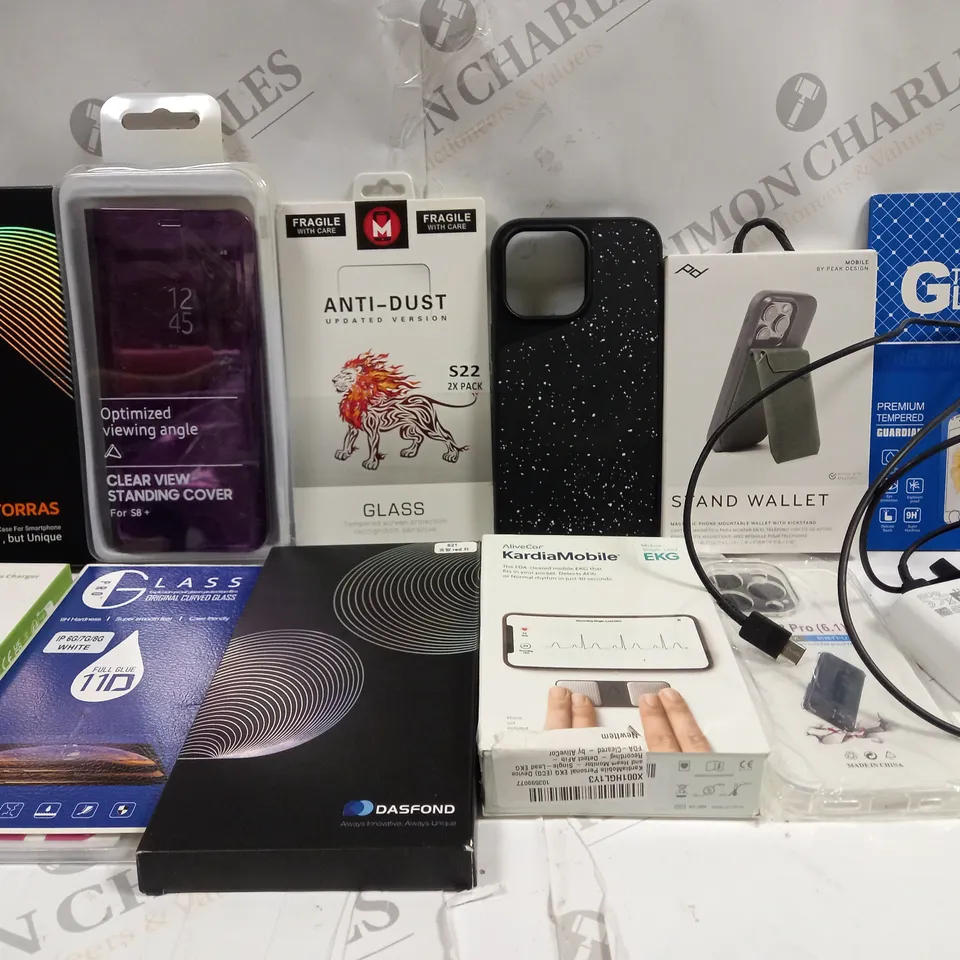 BOX OF APPROX 20 ASSORTED MOBILE PHONE SCREEN PROTECTORS & ACCESSORIES 